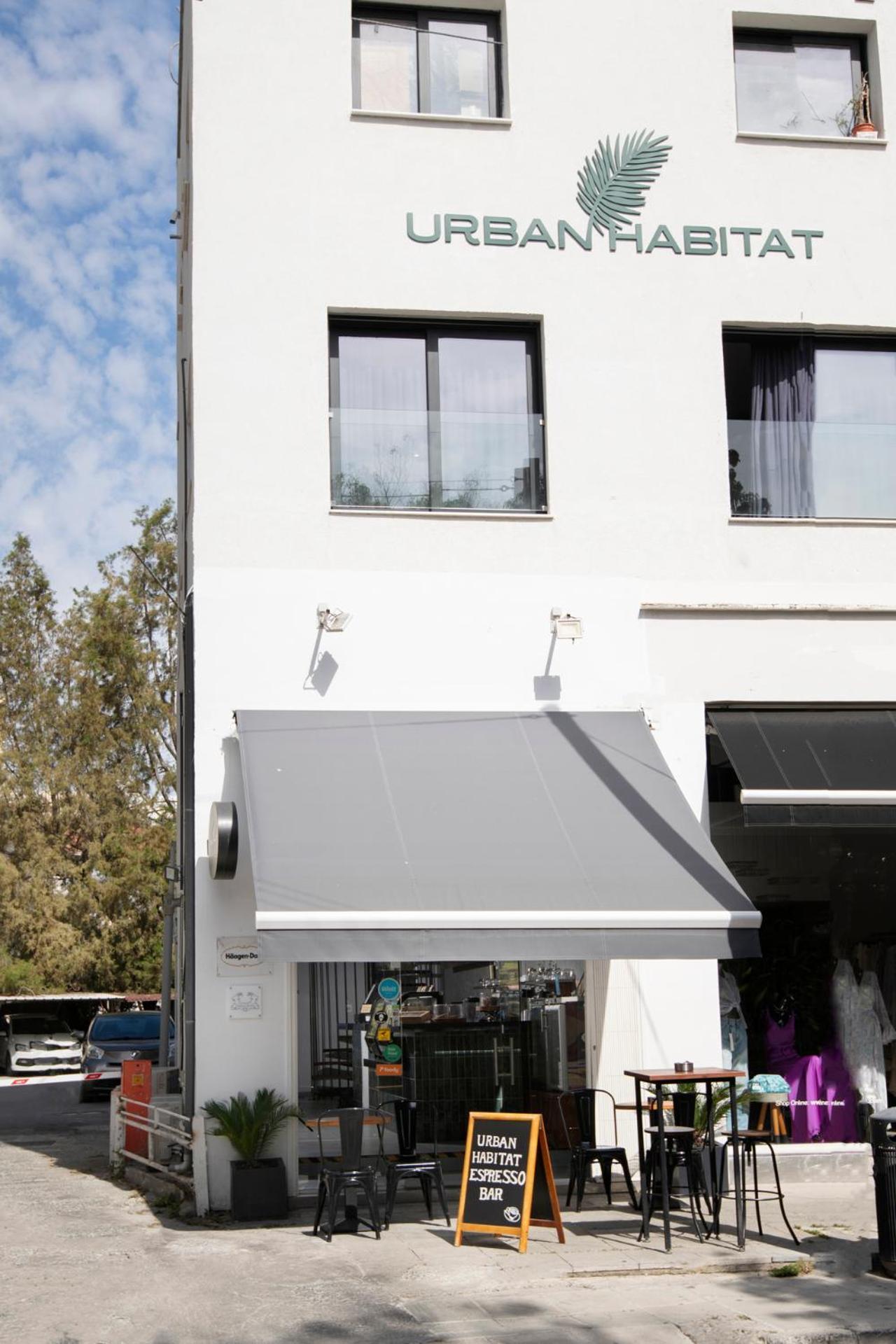 Urban Habitat Capsule Beds Hostel Nicosia Buitenkant foto
